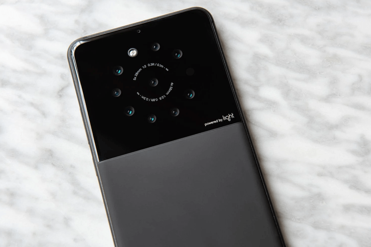 Light 9-Camera Smartphone Prototype