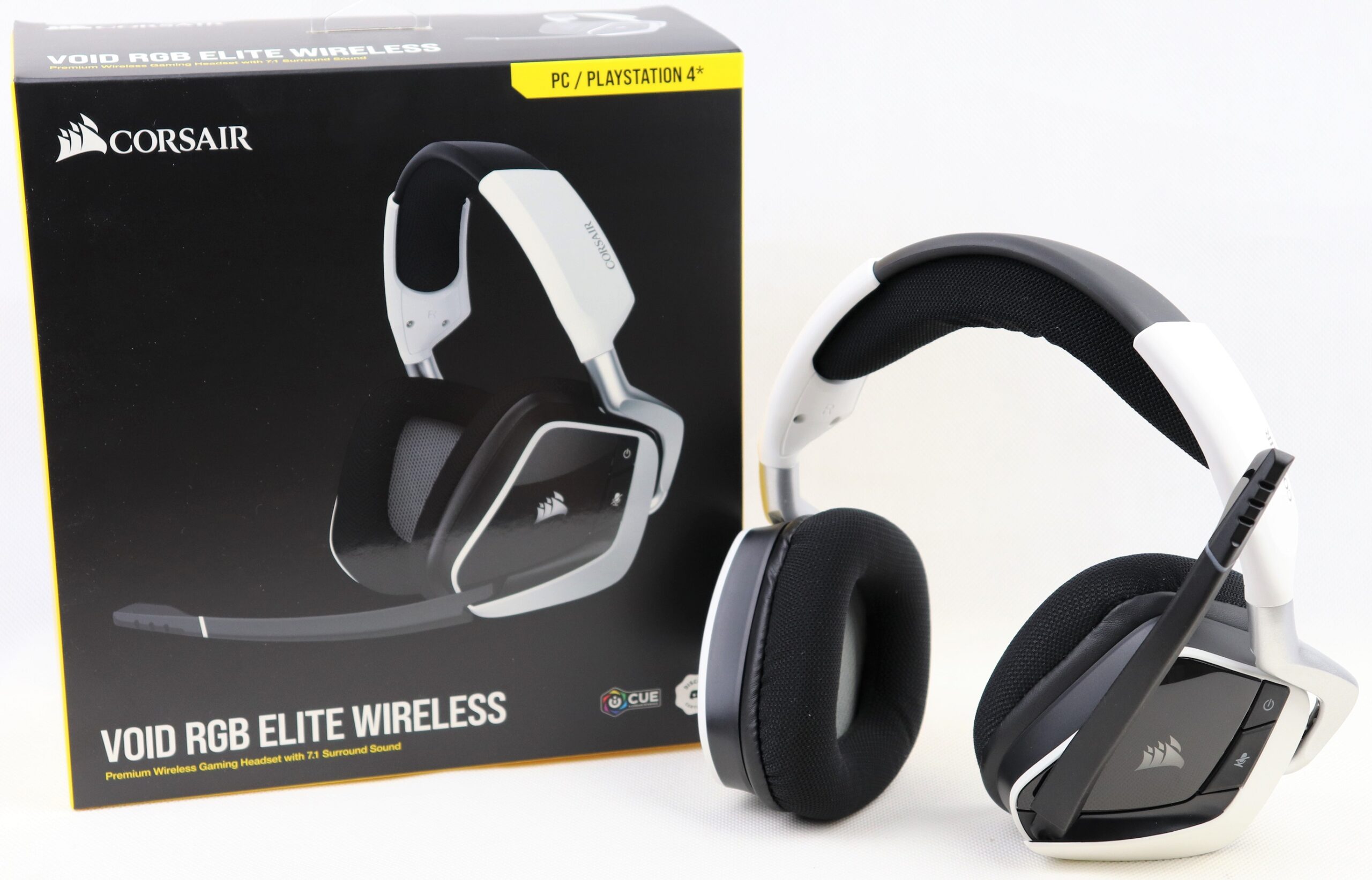 adopteren Riskant flexibel Unboxing and Review of Corsair VOID RGB Elite Wireless Gaming Headset |  UnbxTech