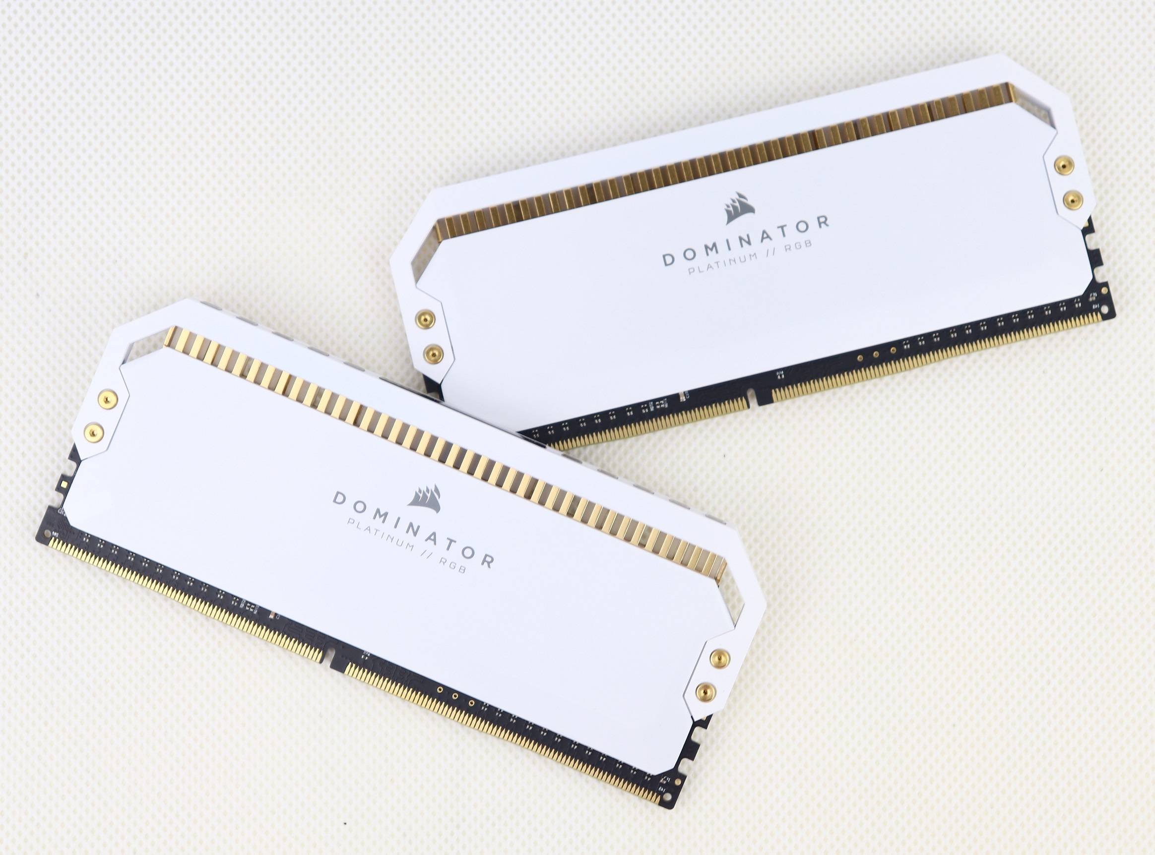 Corsair Dominator Platinum RGB White DDR4 RAM