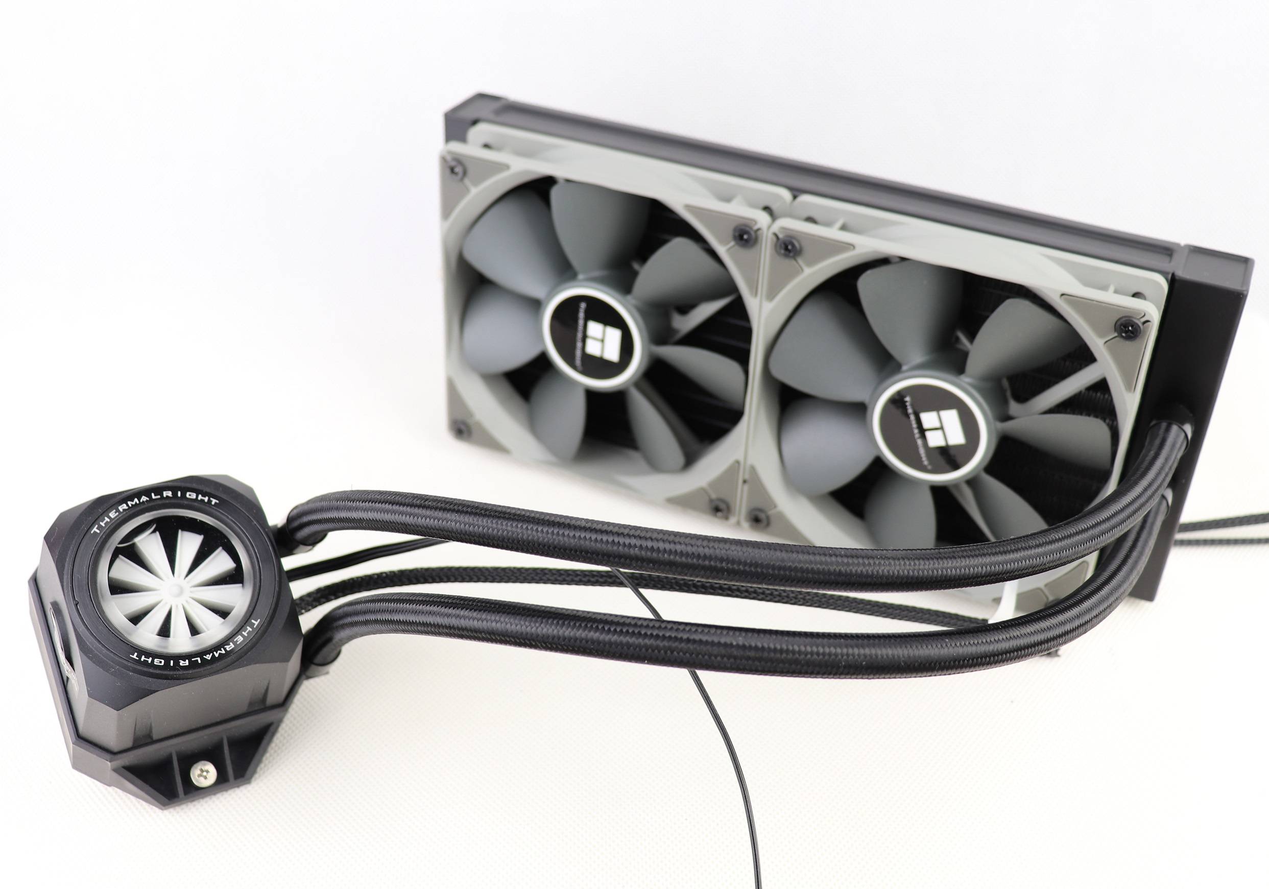 Unboxing and Review of Thermalright Turbo Right 240/360 C AIO CPU Cooler