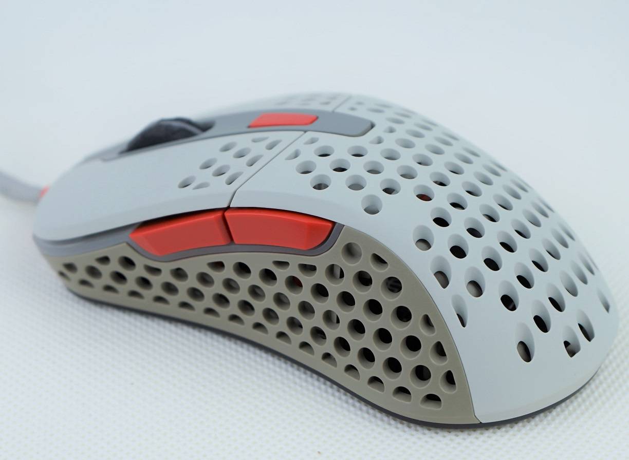 Xtrfy M4 RGB Gaming Mouse